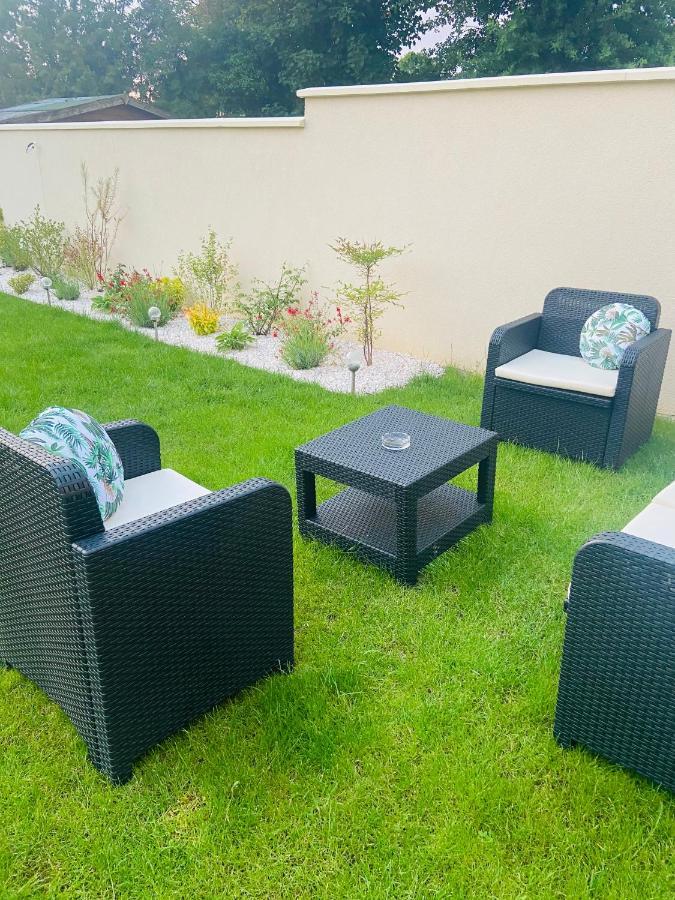 Grand T1 Moderne Jardin Pres De Cdg Appartement Le Thillay Buitenkant foto
